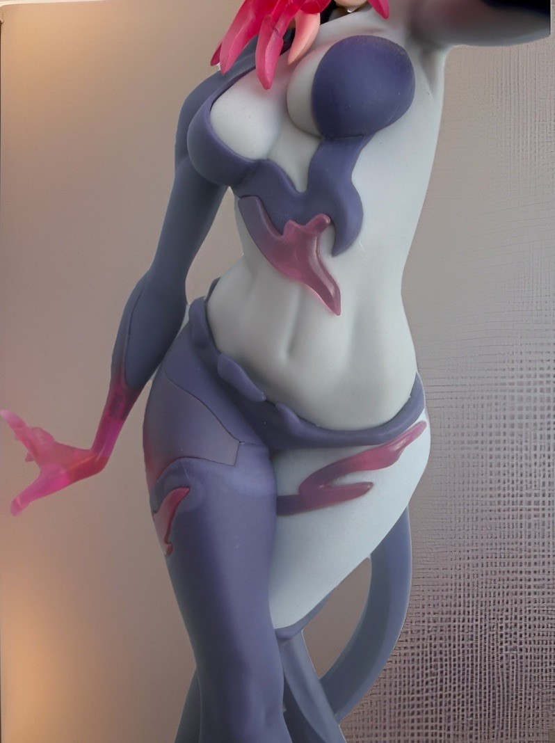 Official League of Legends Evelynn Unlocked Heart Base Statue #12 Riot Games