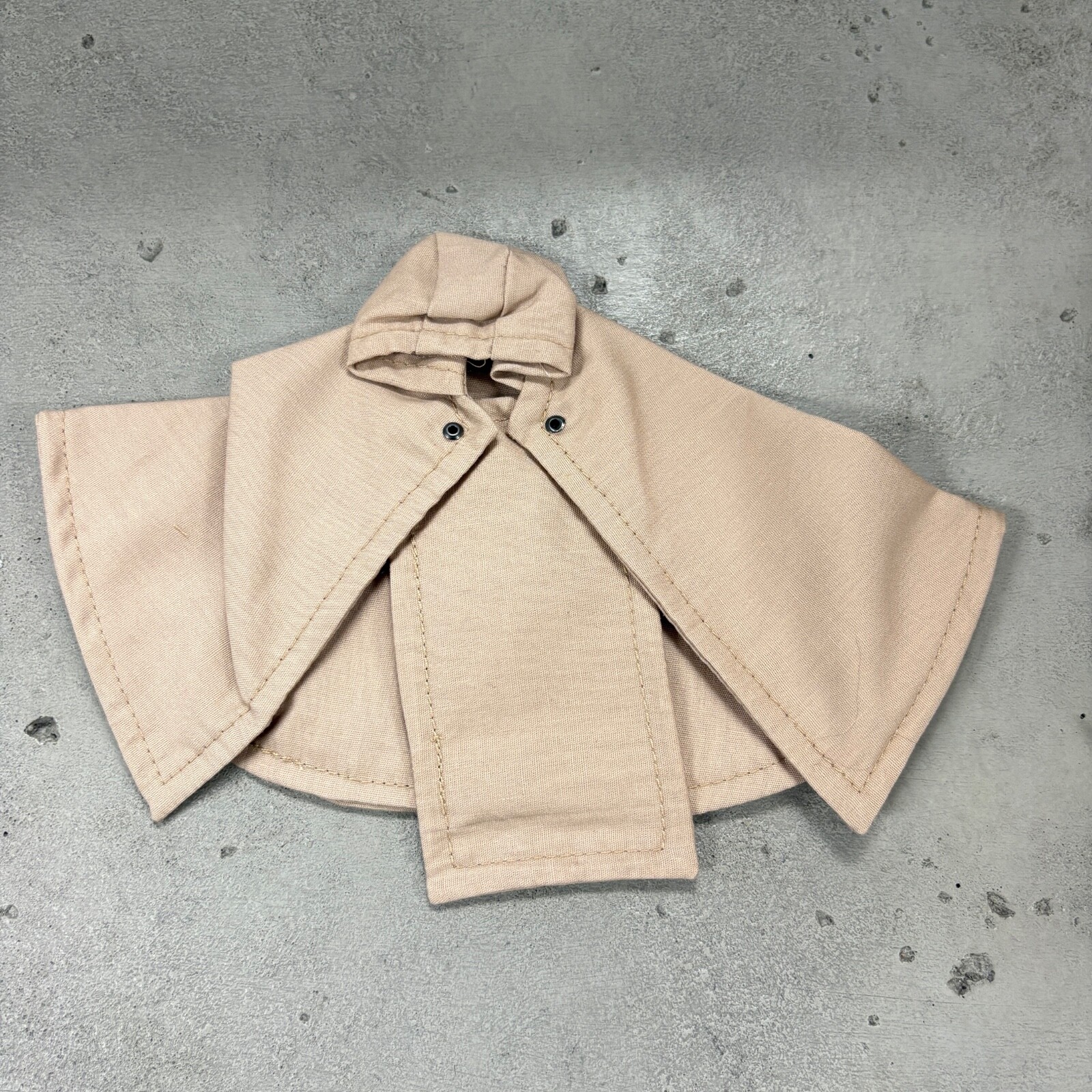 SU-TAC-C-TAN: 1/12 Sand Tactical Hooded Poncho for 6″ action figure