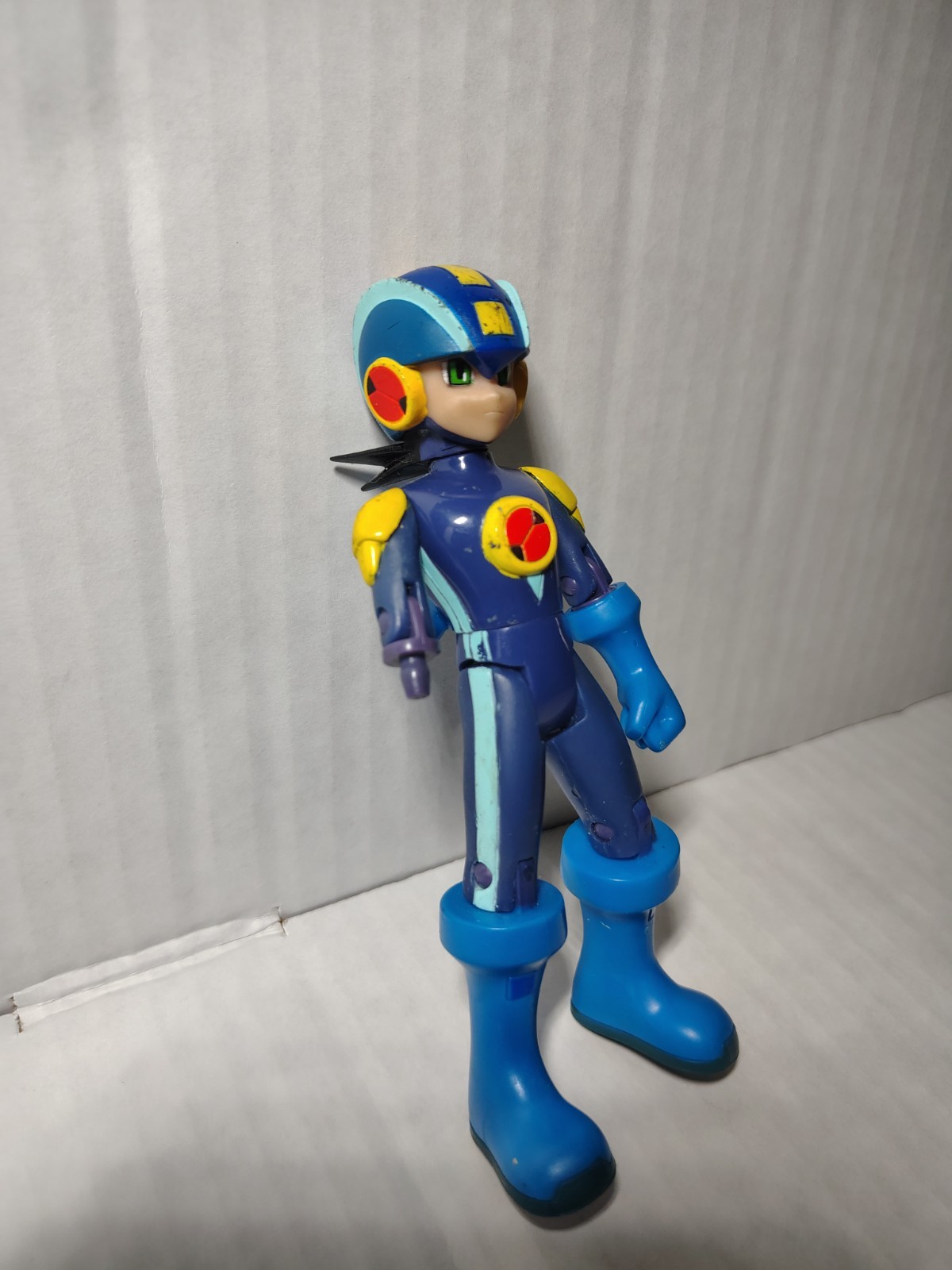 Mega Man Action Figure Blue/Yellow/Red Plastic TV, Movie & Video Games