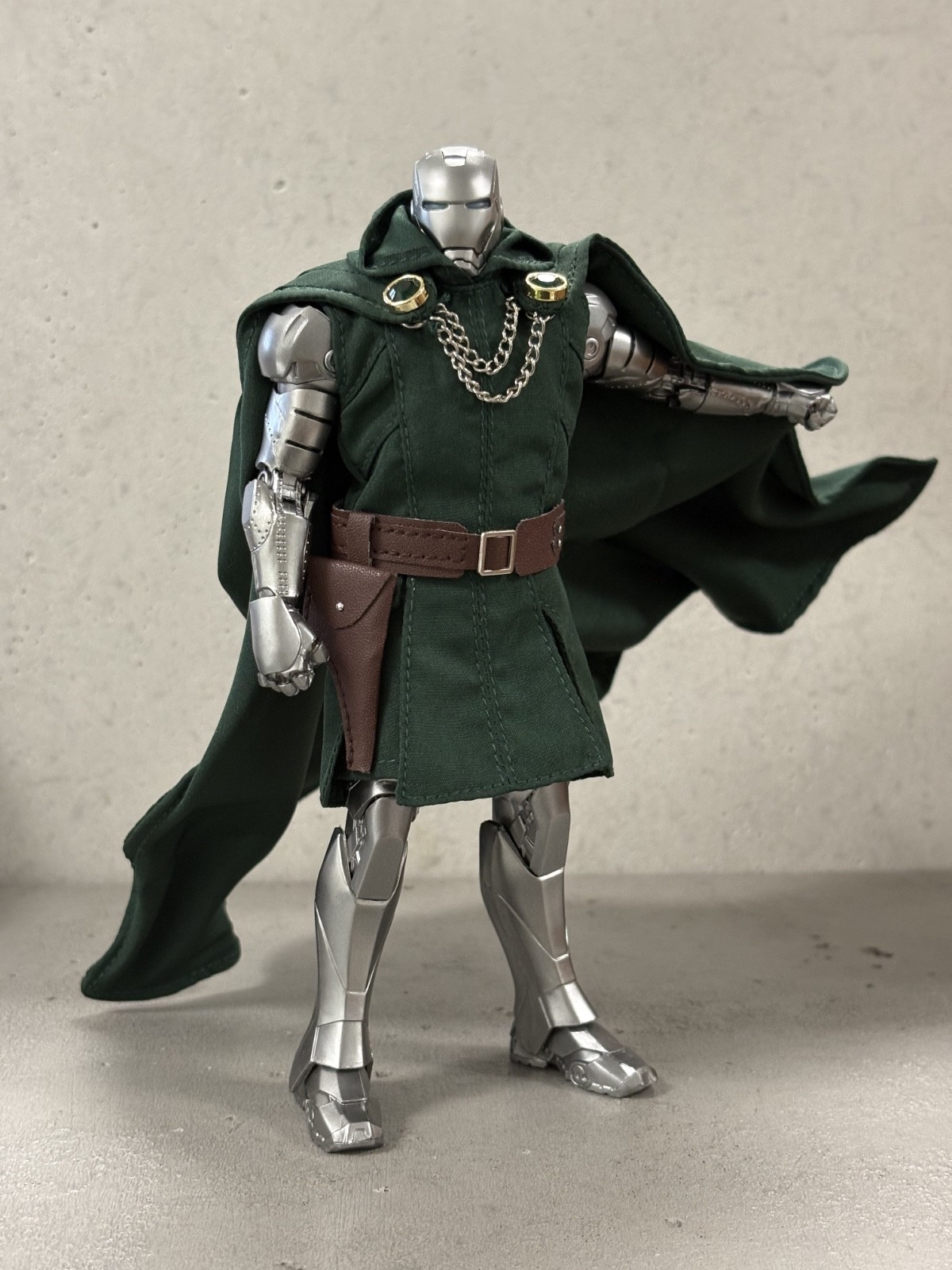 PB-ZD-DRDM-SET: Custom Green Deluxe Doom Outfit Set for ZD Toys Iron Man Mark 2