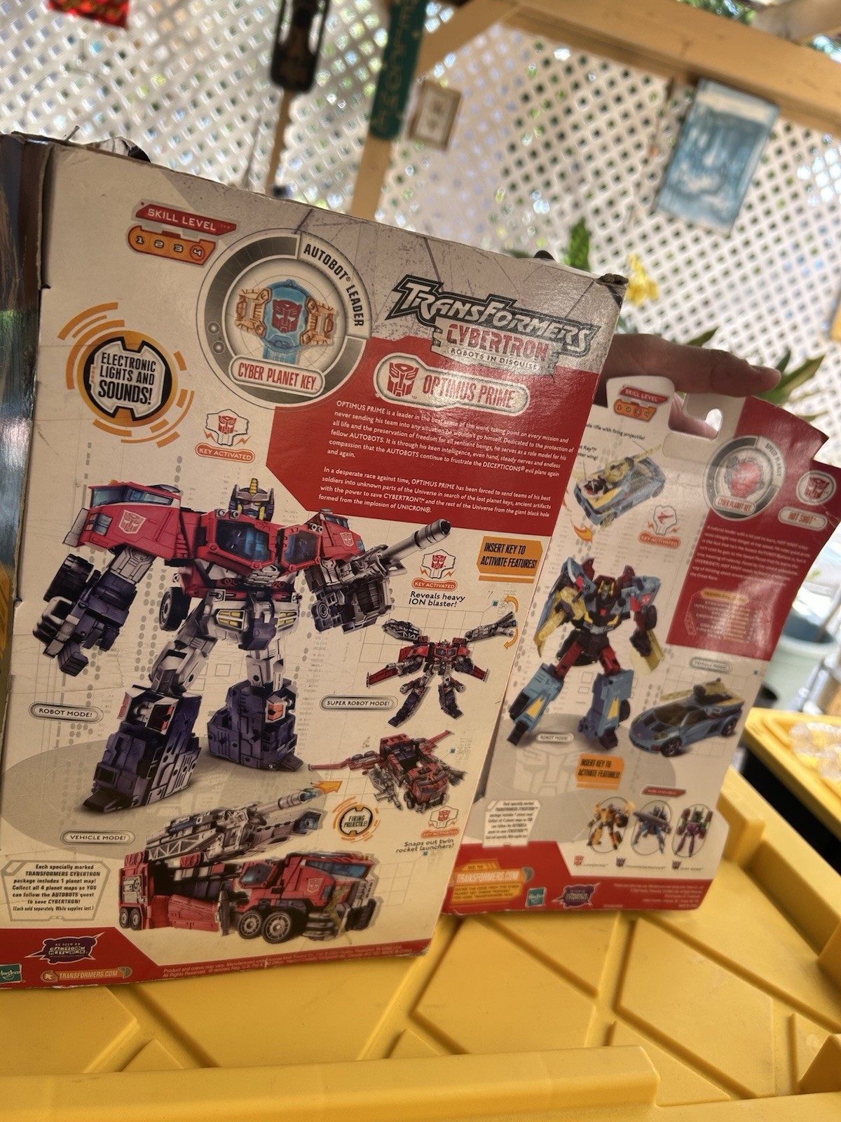 Hasbro Transformers Cybertron Optimus Prime and Hot Shot