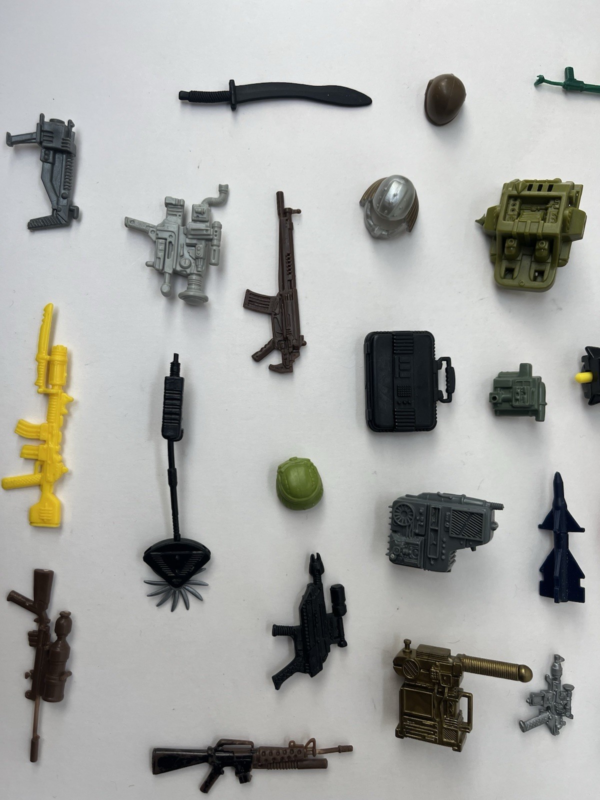 💥GI JOE 80s 90s ARAH 30 Piece Weapons Accessories Lot Hasbro LOOK 1 Day Ship!👍