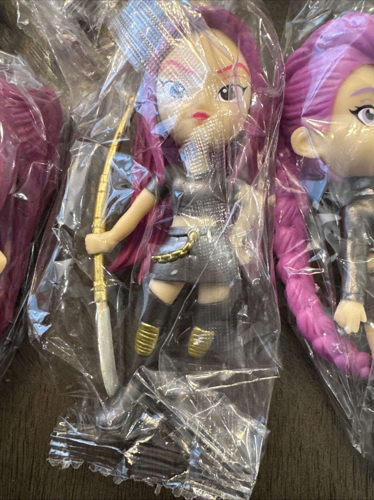 Kpop Demon Hunters 4” Action Figures – Set Of 6 Huntrx