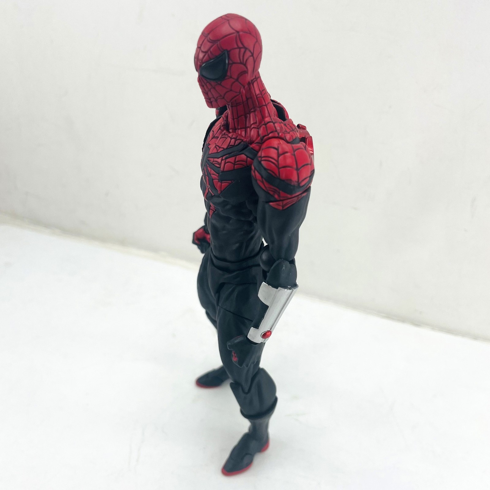 The Superior Spider-Man Ultimate Neighbor 6-inch Action Figure Toy Gift