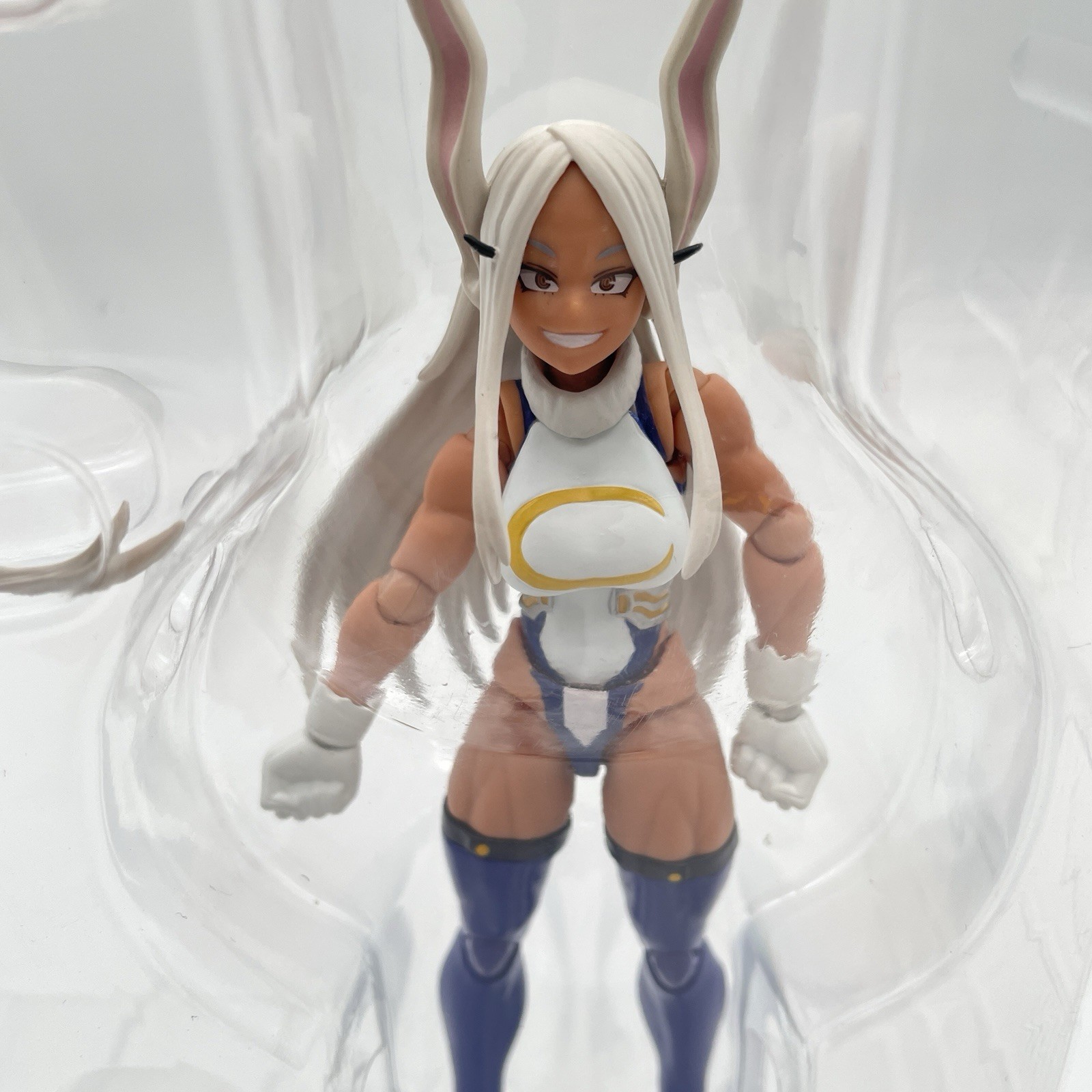 Revoltech My Hero Academia Mirko Action Figure KAIYODO