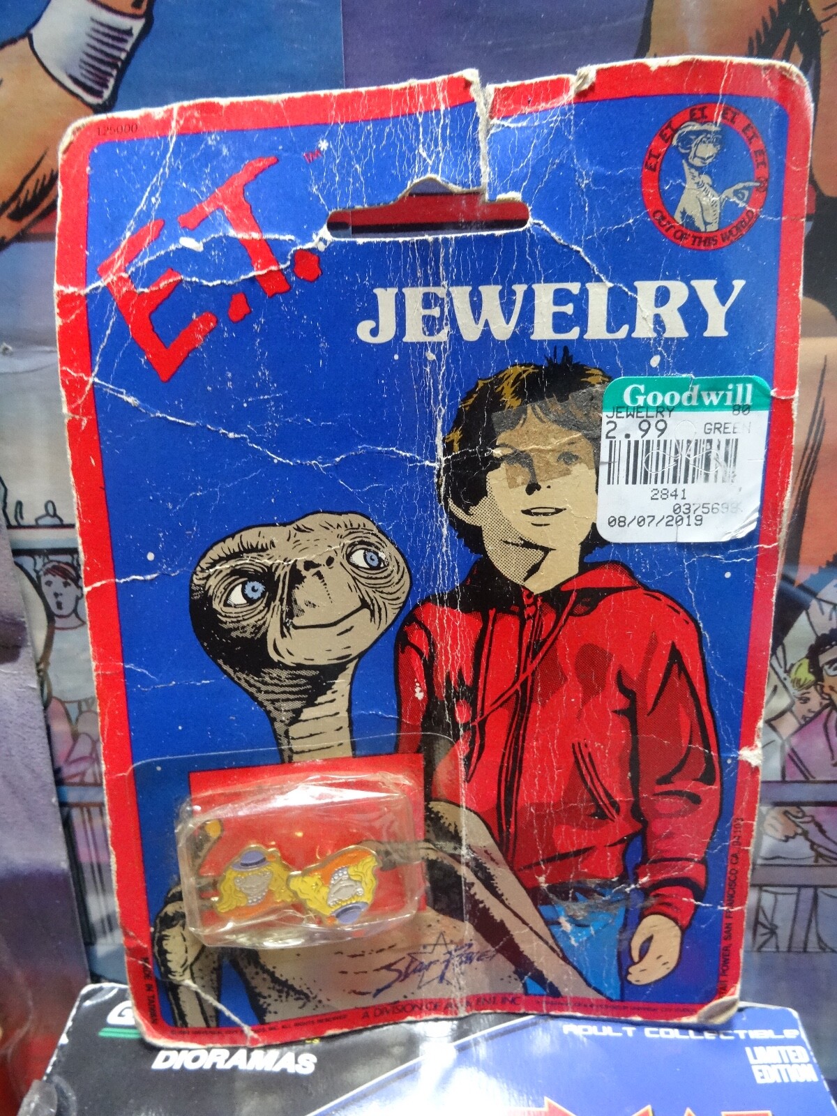 NEW LOT OF 8 -TV Movie Toys Action Figures E.T. THE MASK CONGO MARS ANIMAL HOUSE