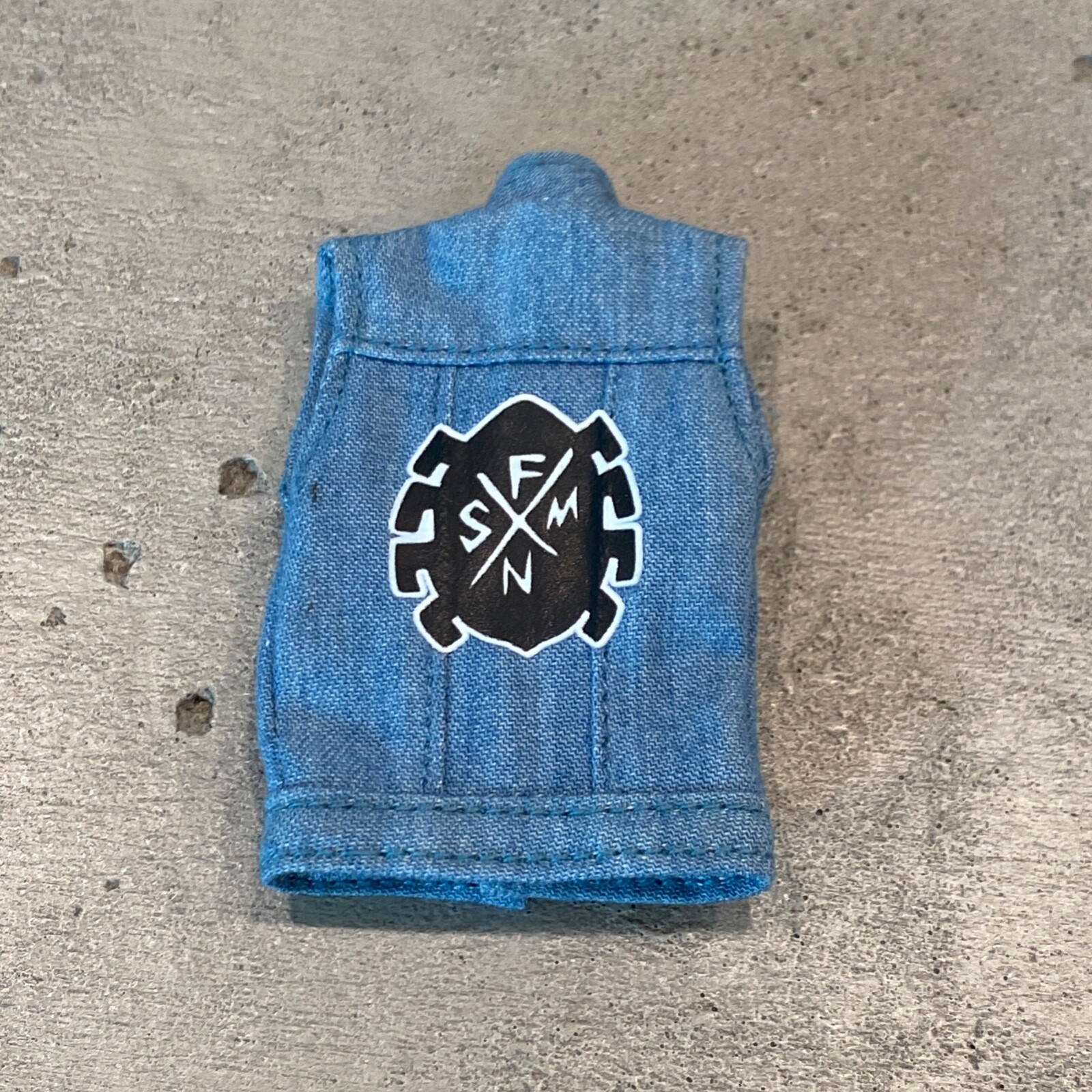 PB-SP-VEST: 1/12 Denim Vest for 6″ Punk Spiderman slim body
