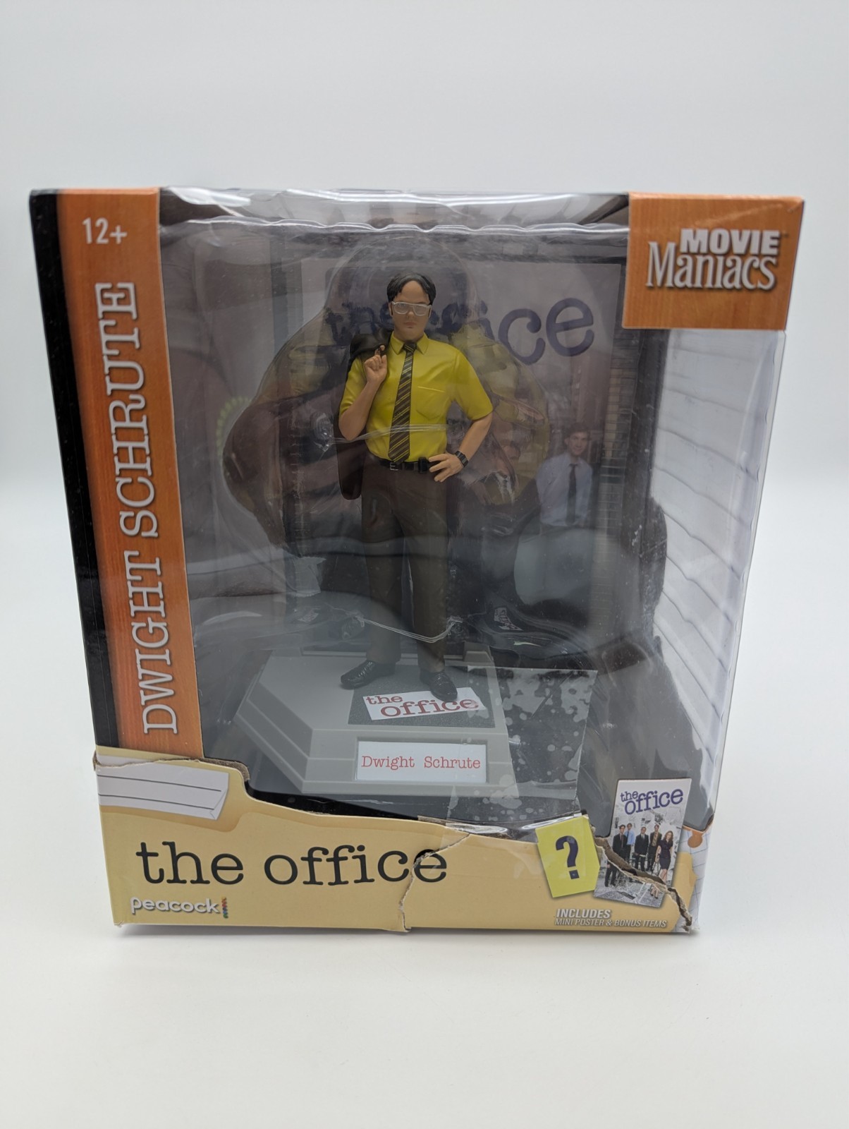 Movie Maniacs NBC Universal Wave 4 The Office Dwight Statue – Damaged Box