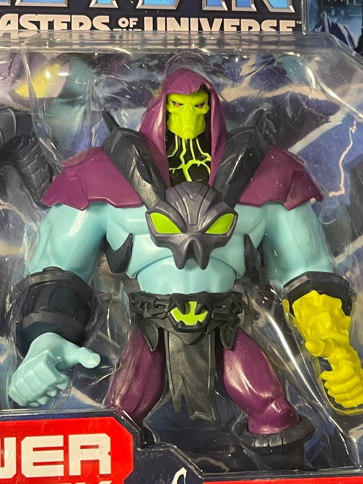 NEW! Mattel MOTU (Netflix) CORE SKELETOR 5.5″ Action Figure w/POWER ATTACK MINT!