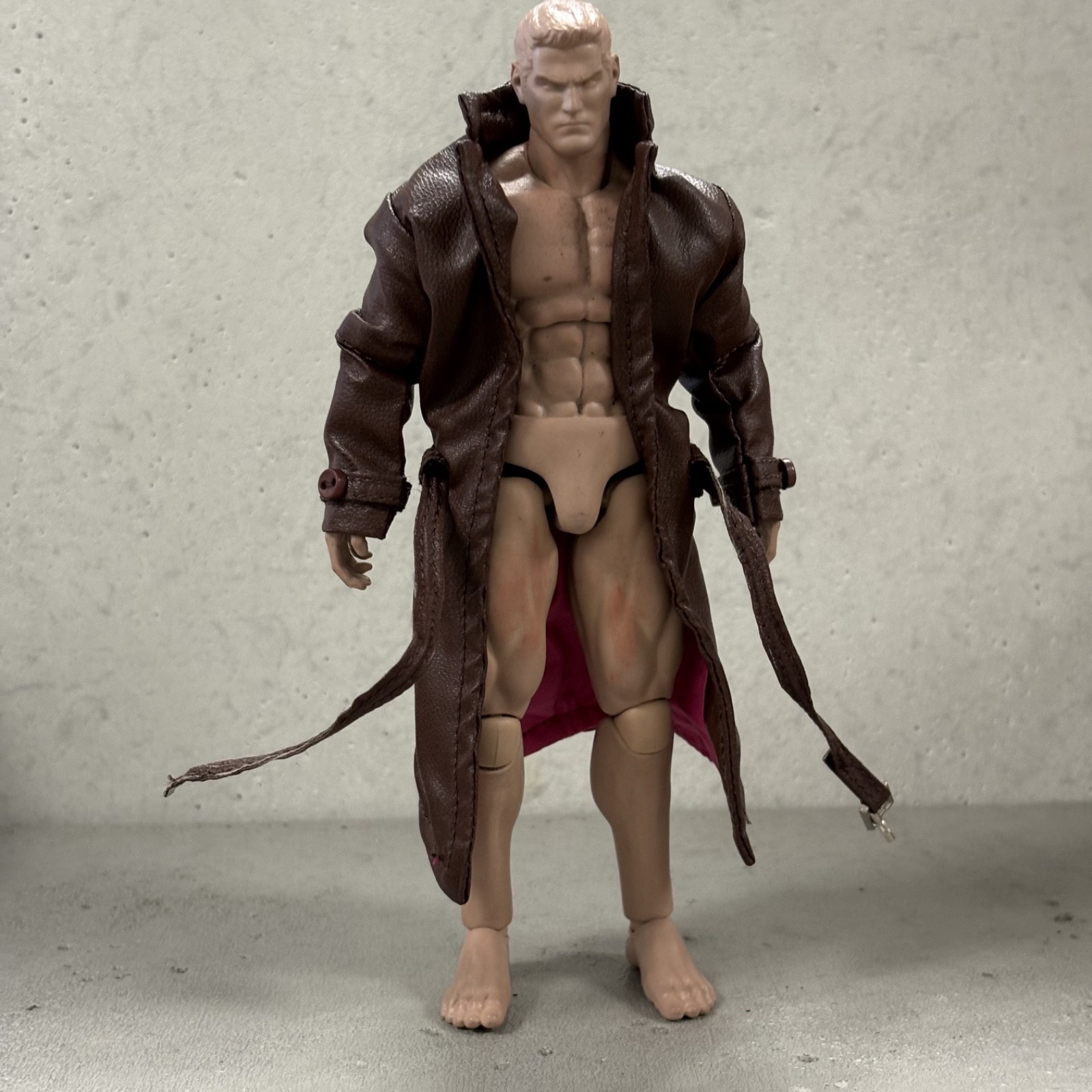 SU-CH-GB-BT: 1/12 Dark Brown Faux Leather Wired Coat & Belt for 6″ action figure