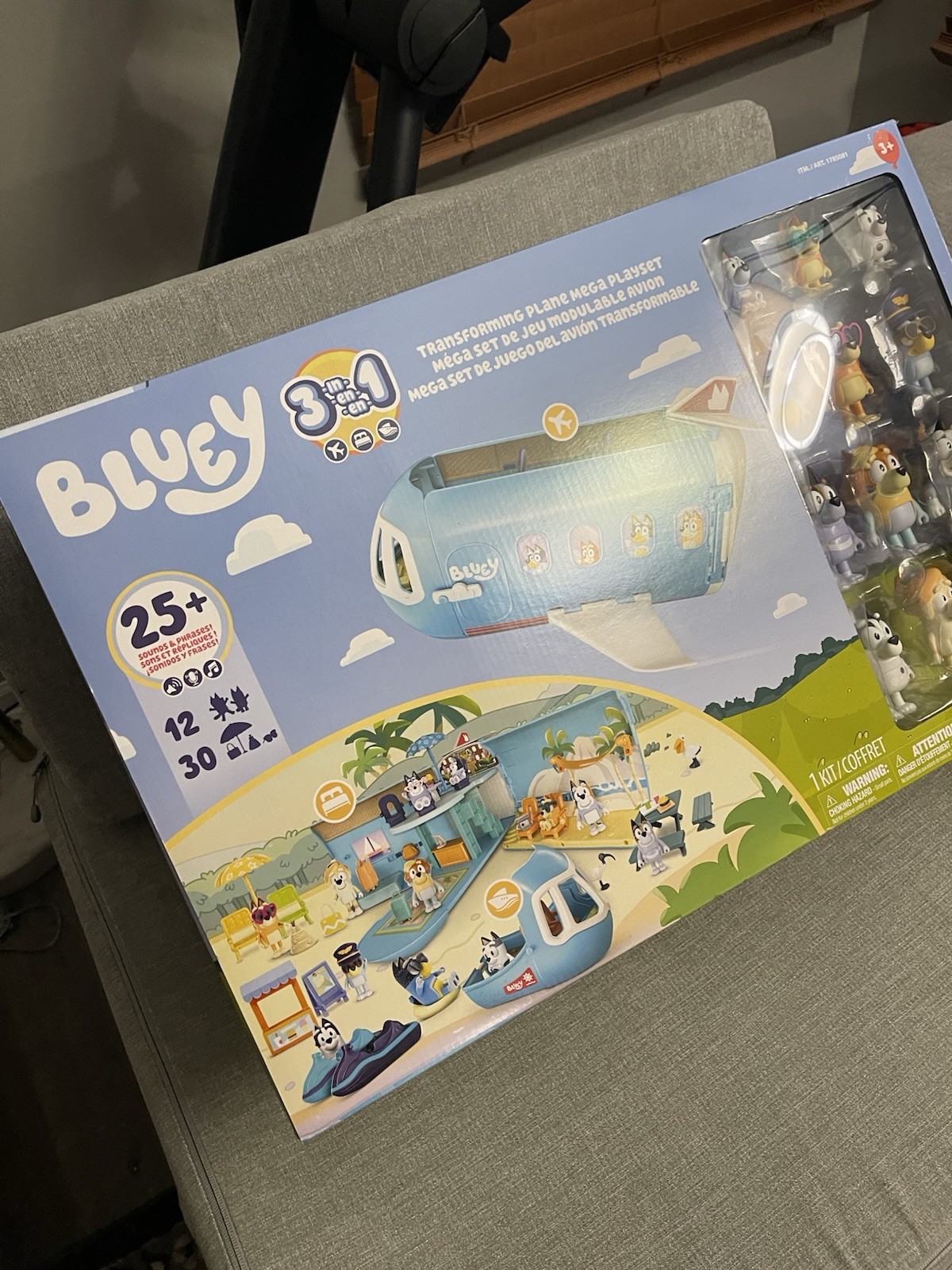New Bluey 3-IN-1 Transforming Plane Mega Playset Ultimate Family Trip 42 Pieces