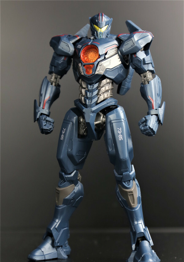 Pacific Rim Uprising Jaeger Gipsy Danger Avenger 6.7″ Action Figure Toy NEW BOX