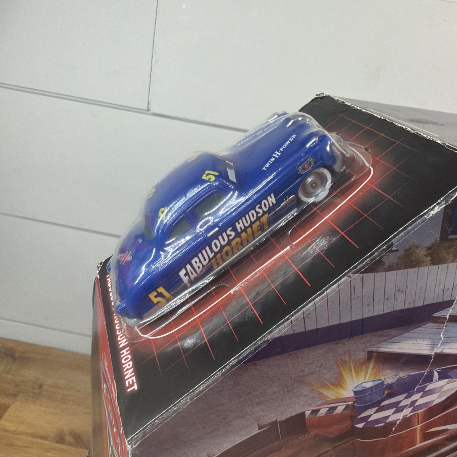 2016 Disney Pixar Cars 3 Thomasville Racing Speedway Track Set *New in Open Box