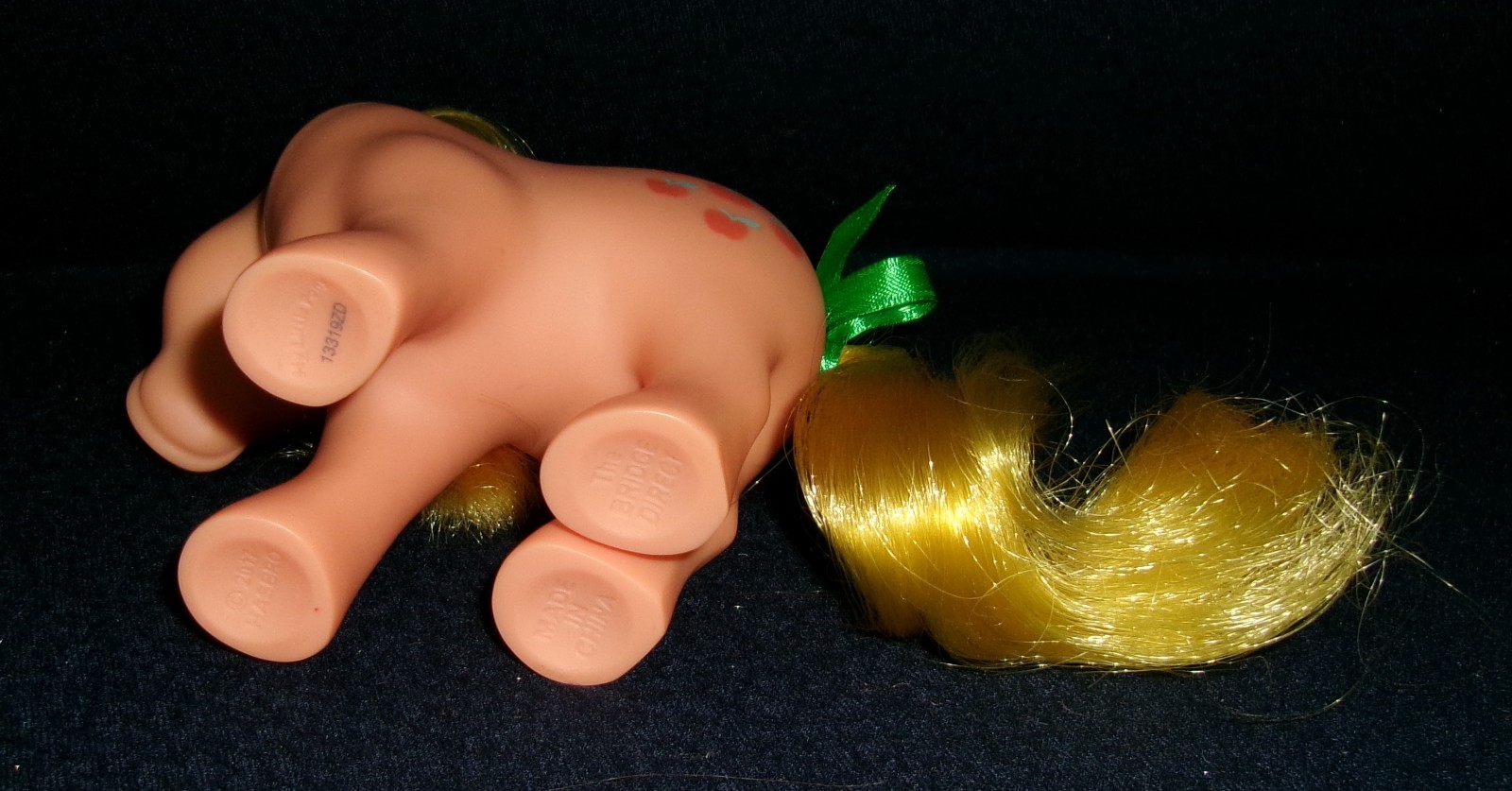 Rose: My Little Pony MLP Retro Vintage 2017 Basic Fun Applejack NEAR MINT G1