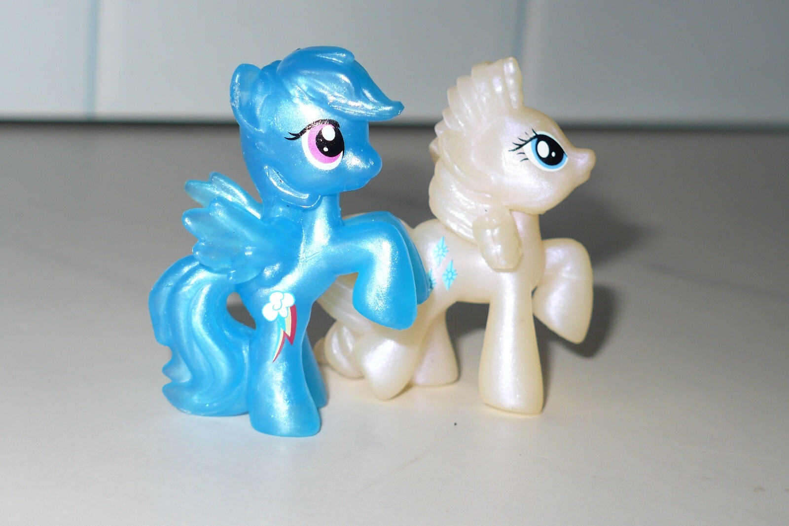 My Little Pony ~ Hasbro ~ Blind Bag G4 ~ SHIMMER RAINBOW DASH and RARITY ~ MLP