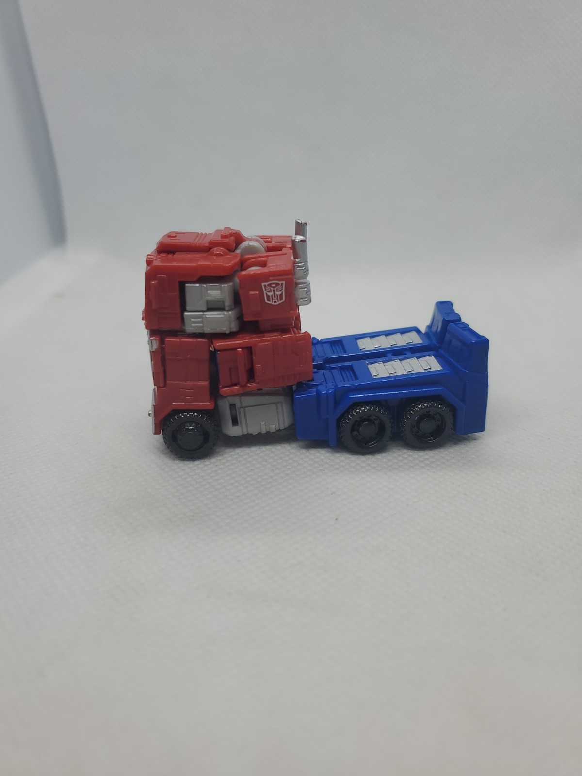 Transformers Kingdom War For Cybertron Optimus Prime Core Class 2020 3.5″ Figure