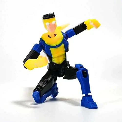 3D Printed Superhero Action Figures with Articulatable Limbs