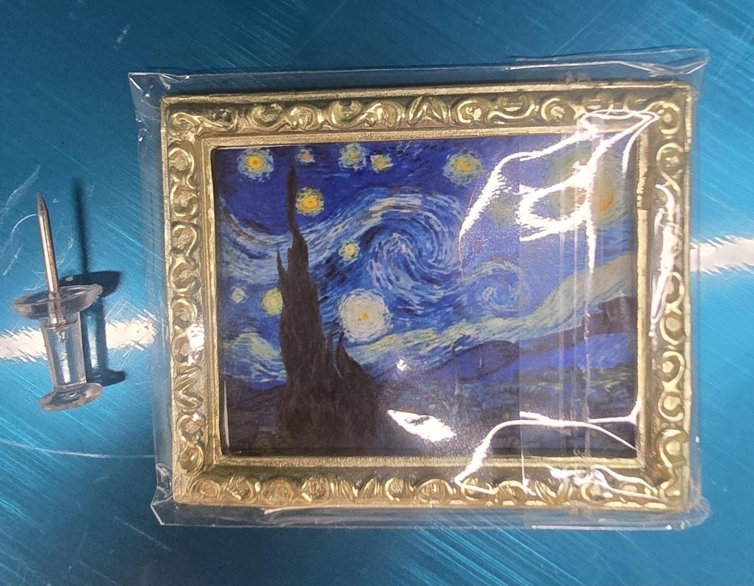 👉 ZURU Mini Brands Masterpieces Mini Toy Collectible Art Series