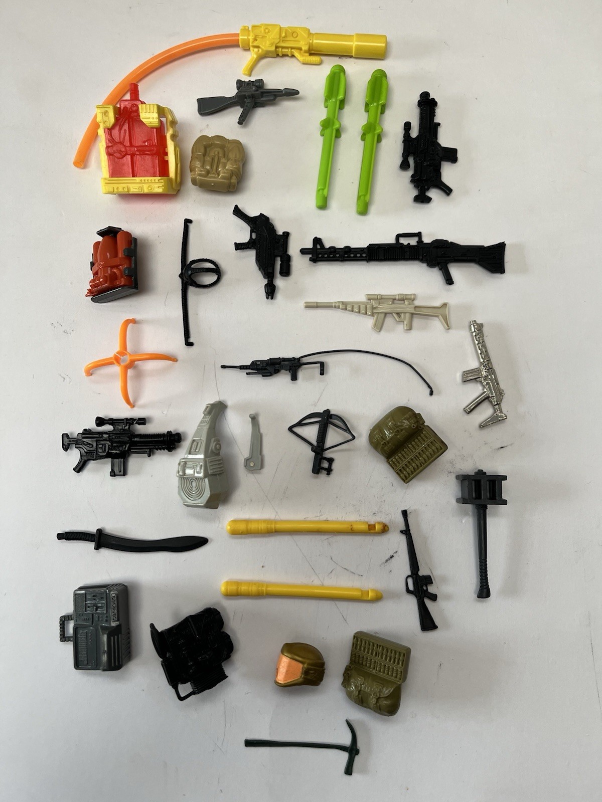 💥GI JOE 80s 90s ARAH 30 Piece Weapons Accessories Lot Hasbro LOOK 1 Day Ship!👍