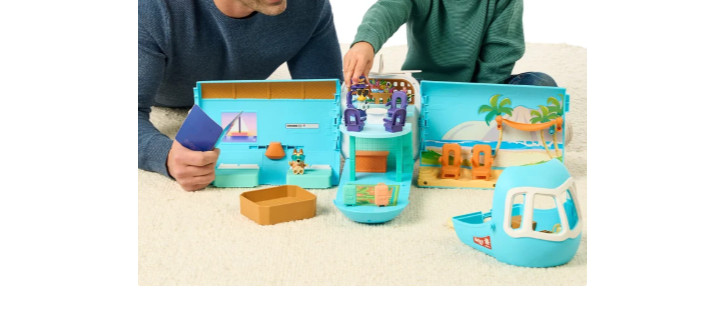 Bluey Friends & Family Beach Set 45 Piece