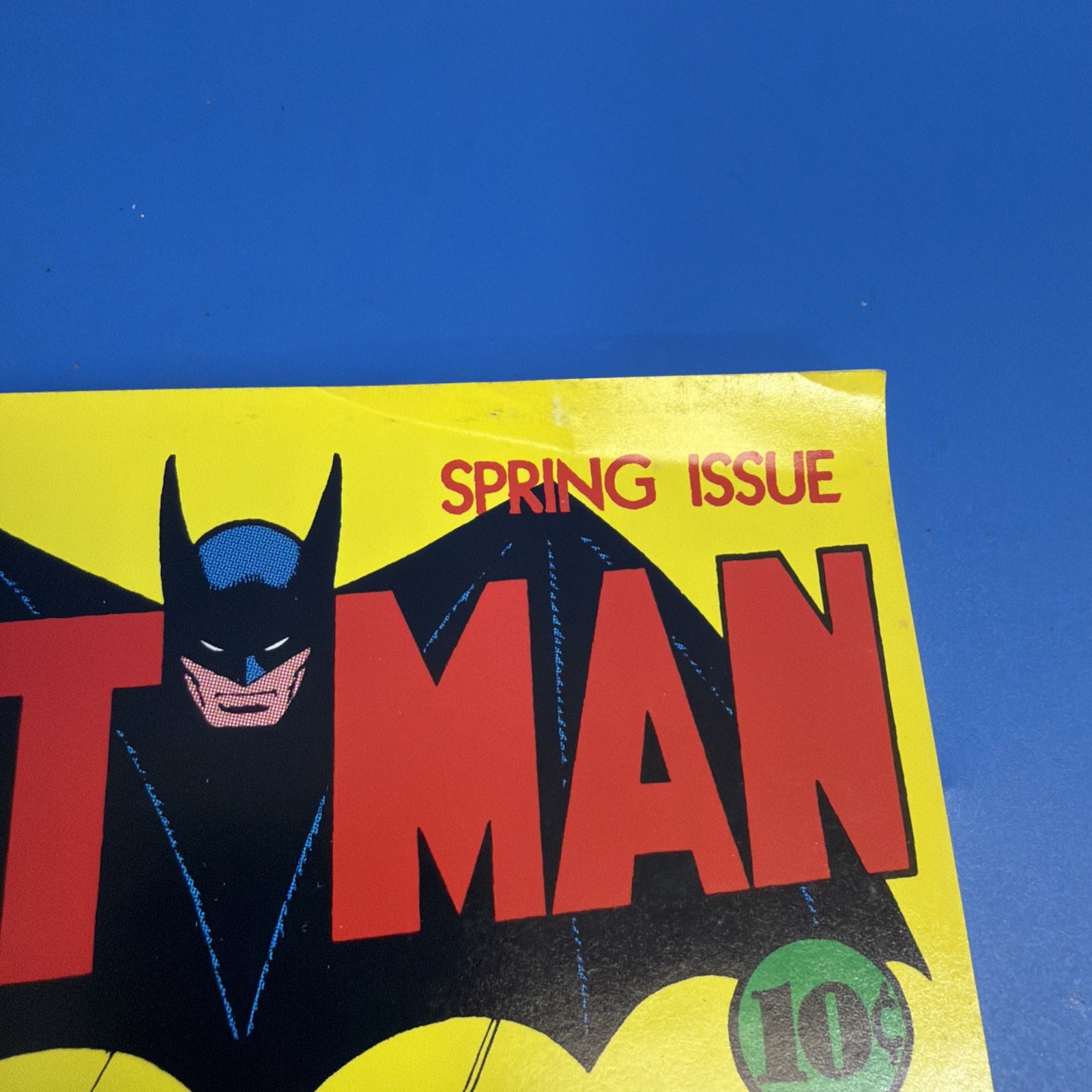 Batman Masterpiece Edition Box Set Figure Comic Book Hardcover Book Complete