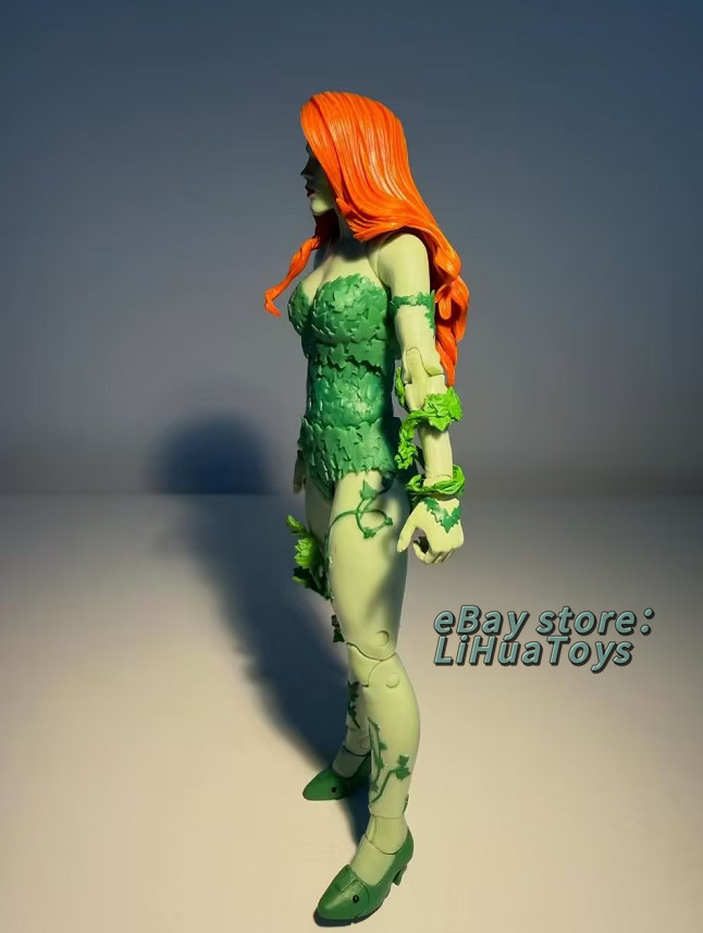 McFarlane DC Multiverse Platinum Edition Poison Ivy Collector Action Figure