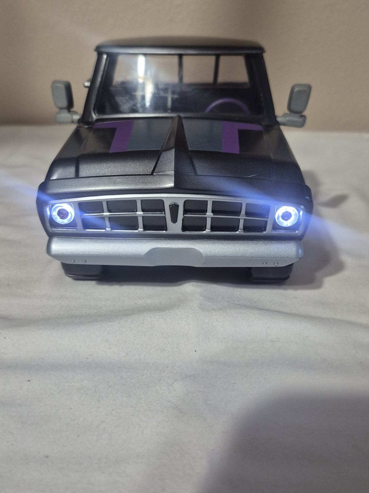 Jazwares Fortnite The Bear Vehicle FNT1019 2021 Head Lights Work