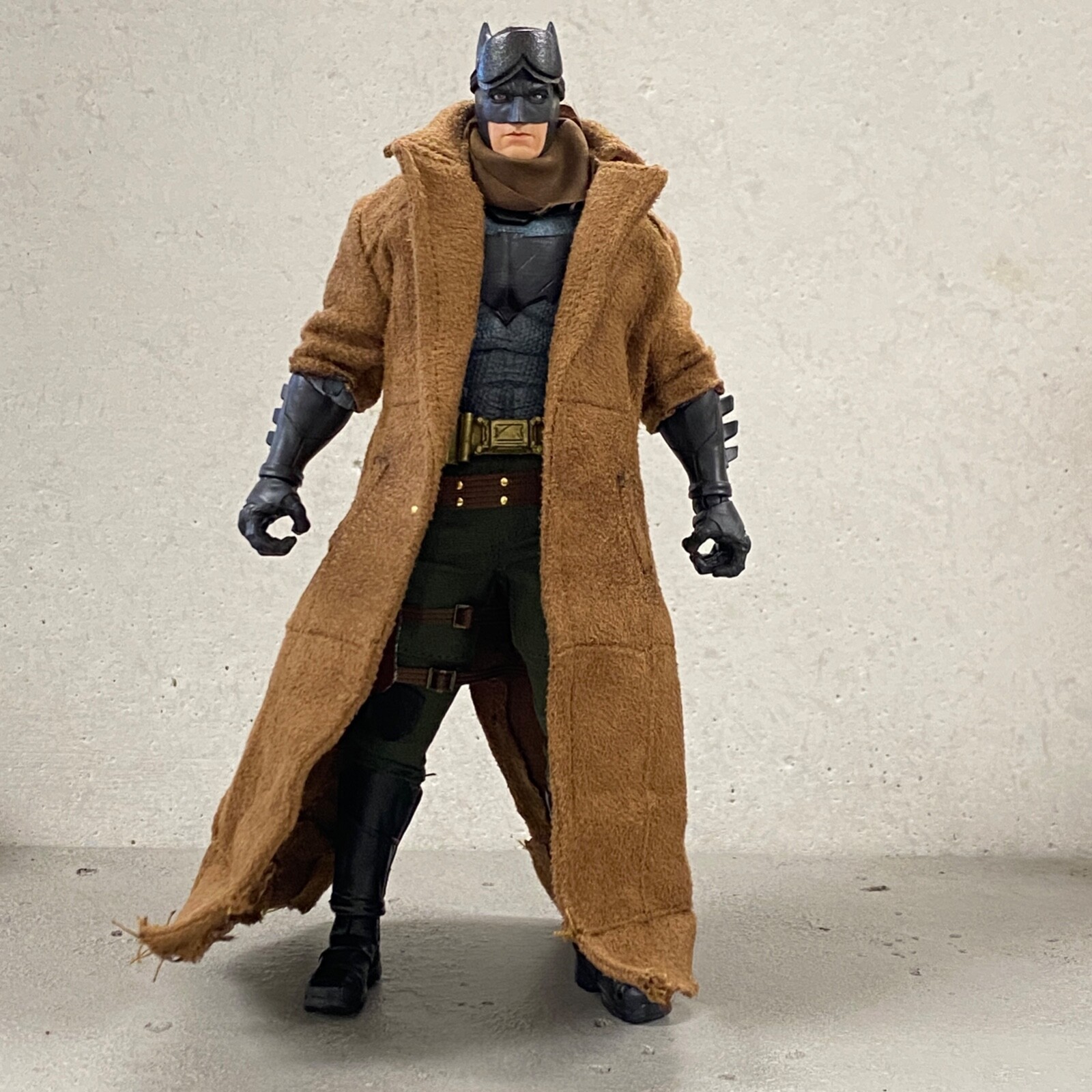 PB-MF-NMBT-SET: 1/12 Knightmare Batman Outfit Set for McFarlane BvS Batman
