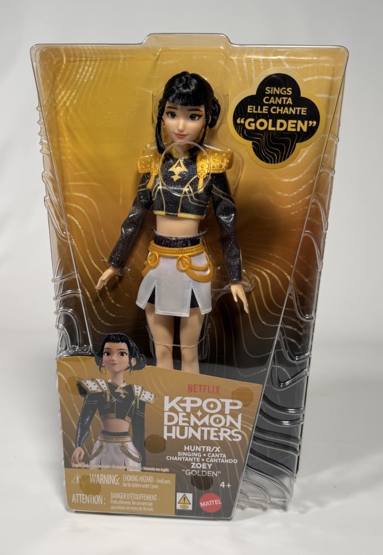 IN HAND KPop Demon Hunters HUNTR/X Mattel Zoey Golden Singing Doll