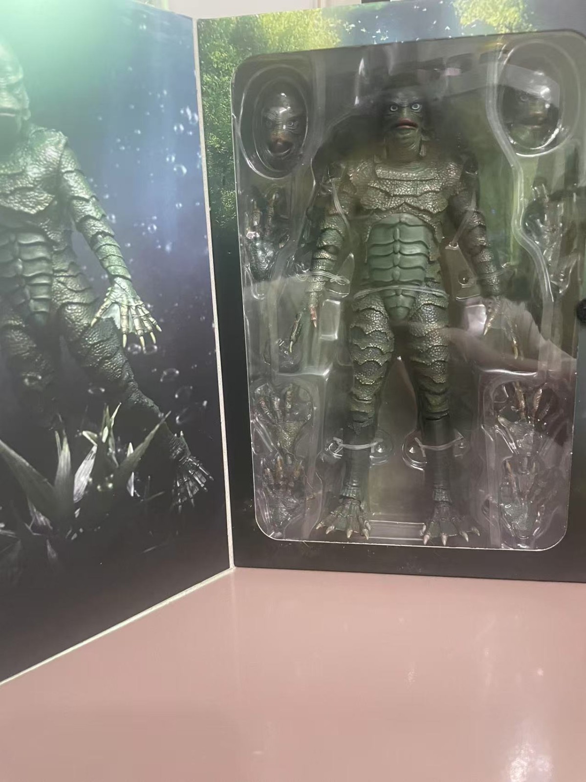 NECA 04822 Universal Monsters Creature from the Black Lagoon 7″ Action Figure