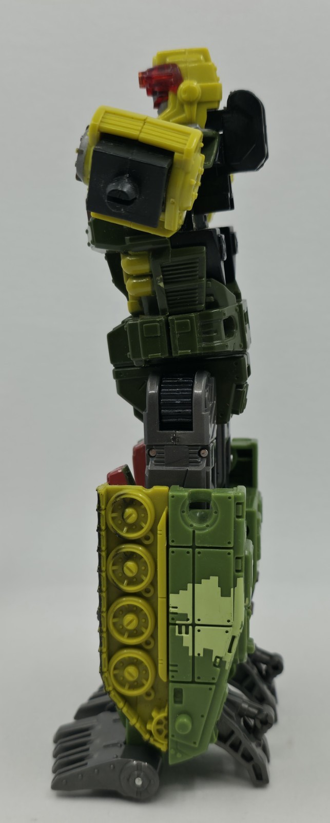 2008 Transformers Universe Voyager Class Overload – Incomplete/Parts Only