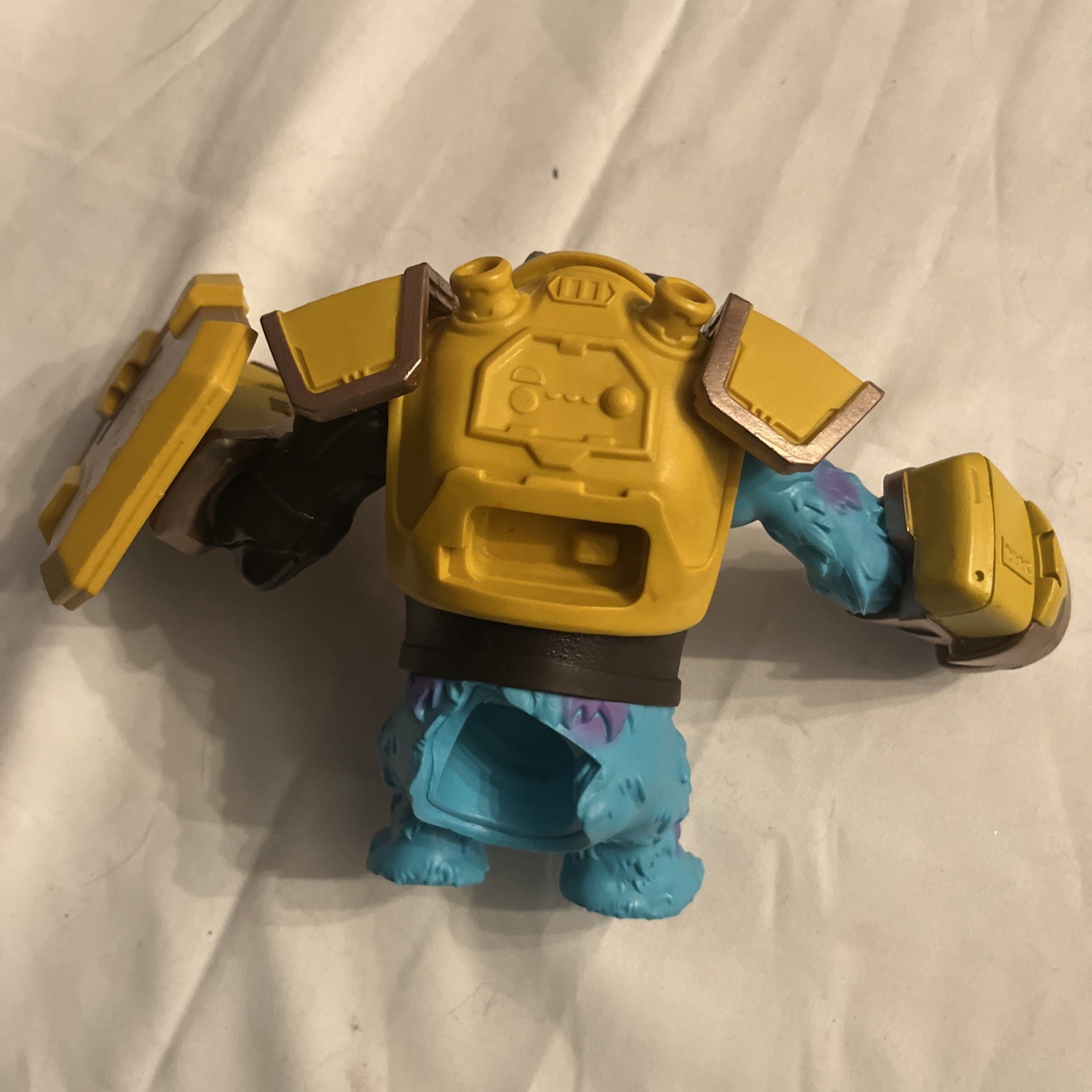 McFarlane Kids Multicolor Disney Mirrorverse Sulley Tank Action Figure OS