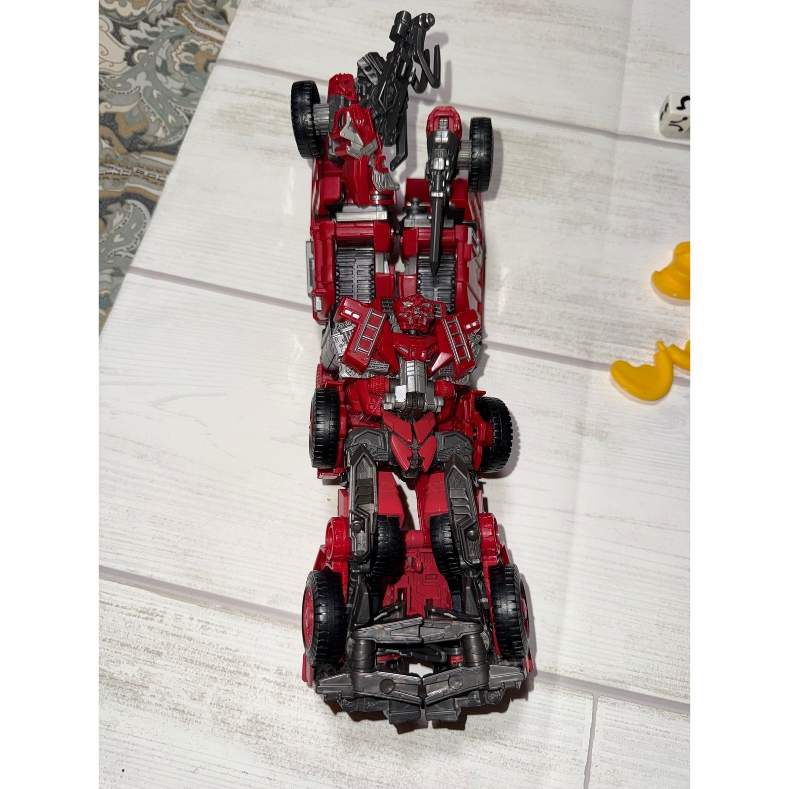 Transformers Studio Series 37 Voyager Overload Revenge of the Fallen Red Truck