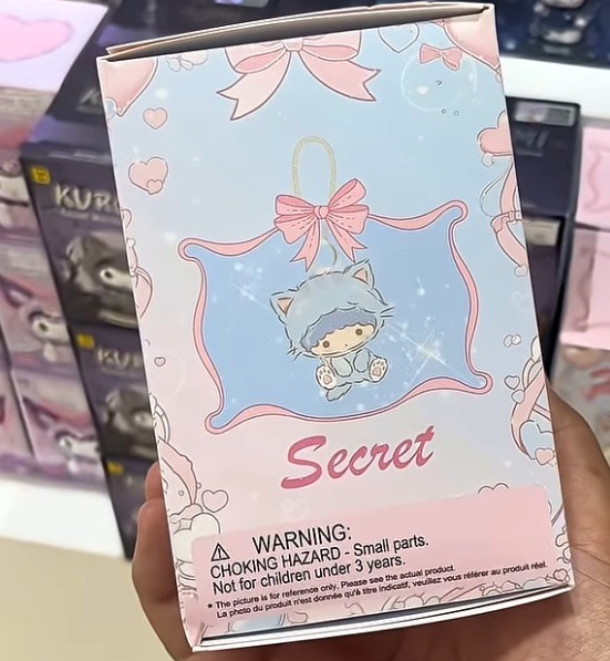 MINISO Sanrio Peek-a-Meow Plush Pendant Blind Box
