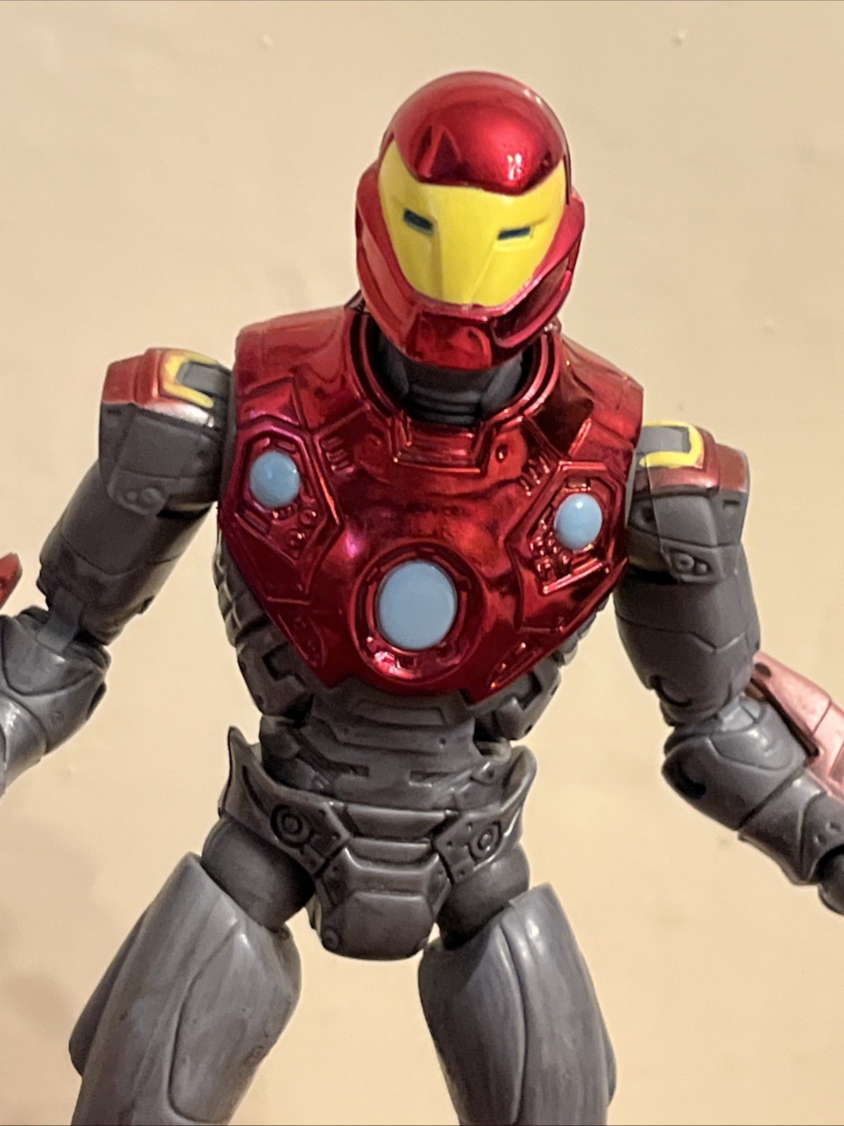 Marvel Legends Ultimate Iron Man Ironheart Iron Heart Hasbro Tony Stark Avengers