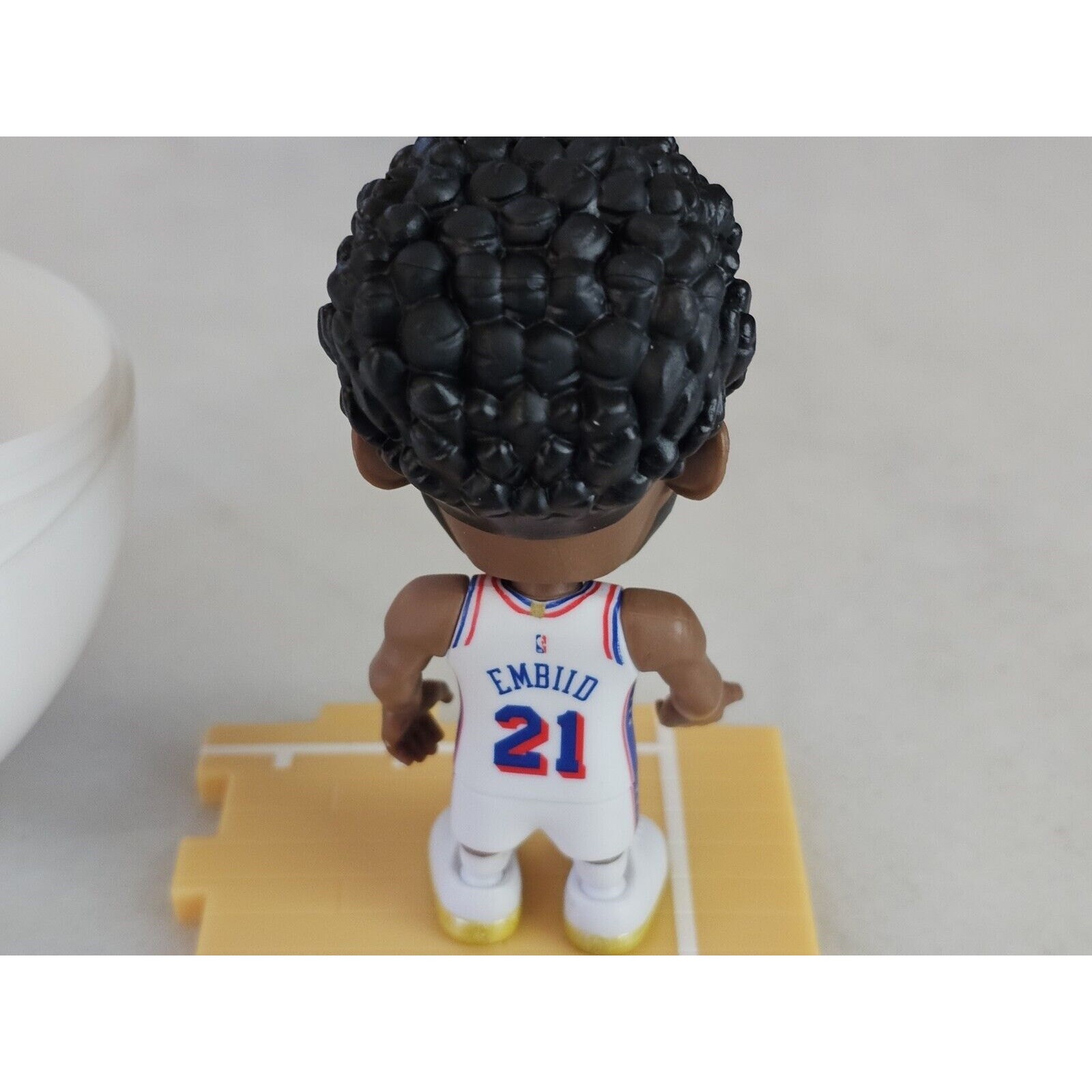 Zuru 5 Surprise NBA Ballers: Philadelphia 76ers – Joel Embiid Figure + More