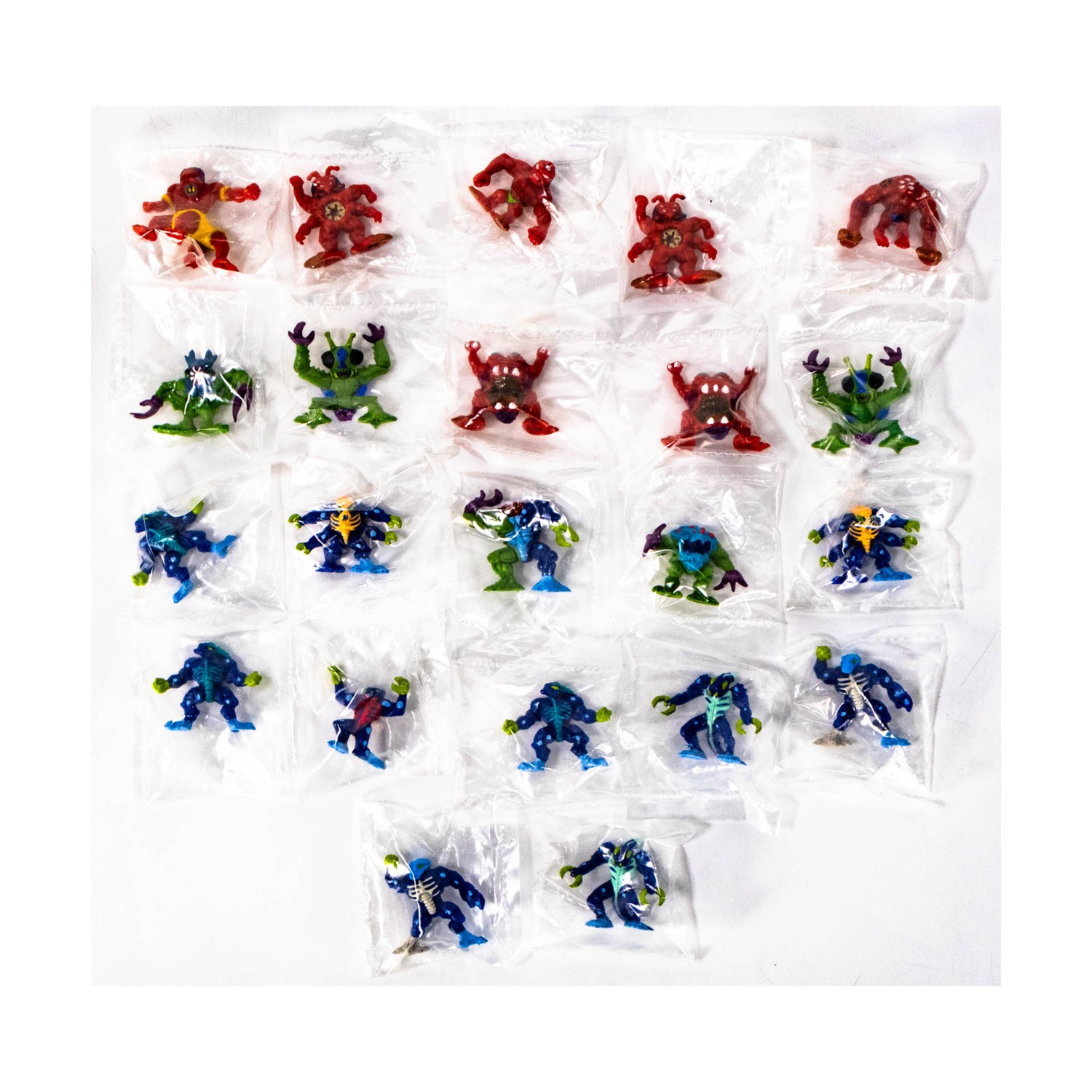 Yes! Action Figures Fistful of Aliens Collection #1 – 40+ Figures + Pod! EX