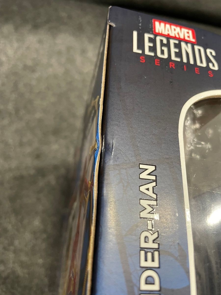 HASBRO Marvel Legends Magic The Gathering Battle Damaged Spider-Man Figure