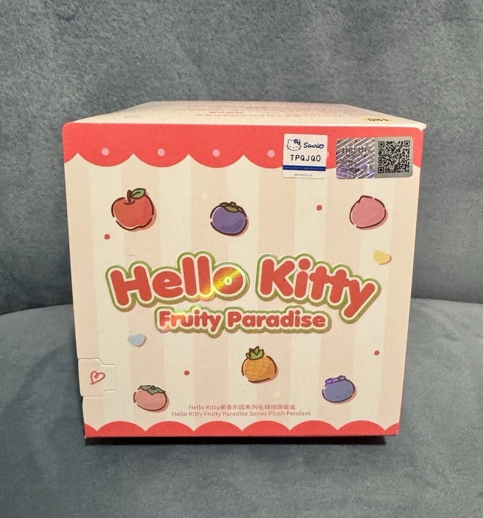 Top Toy Hello Kitty Fruity Paradise Opened Plush Pendant – Soft Peach