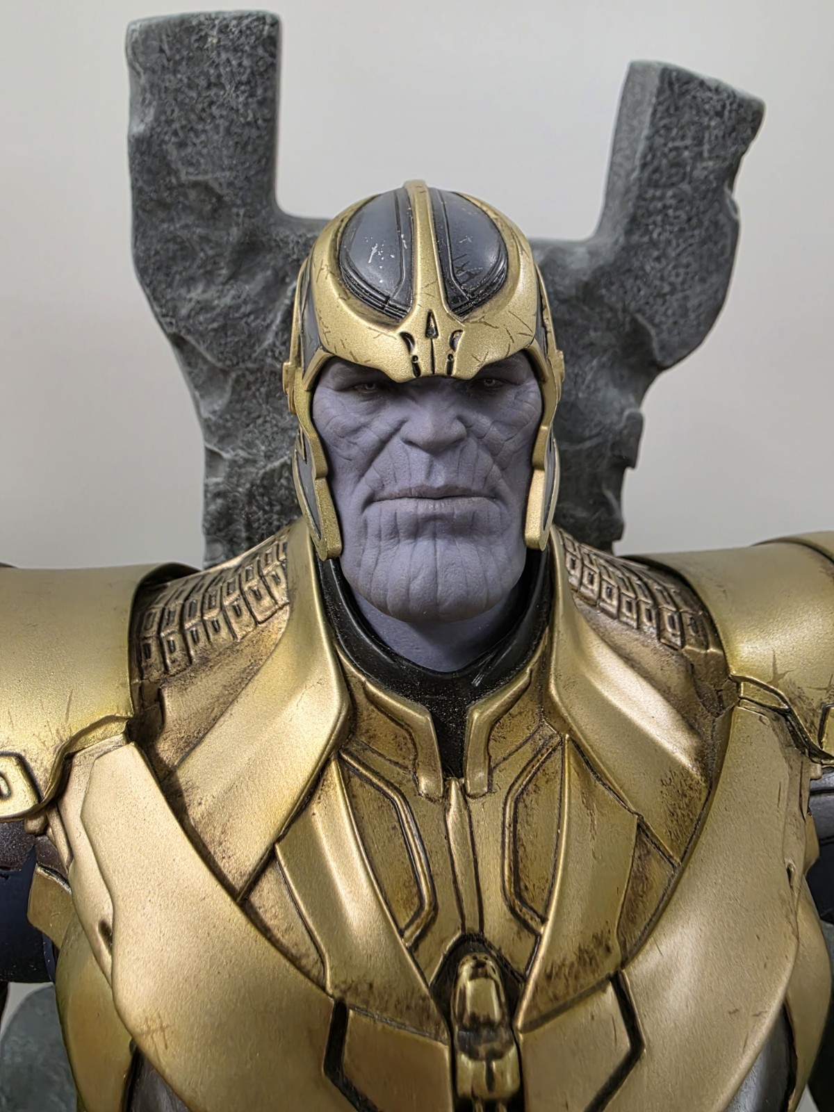 Thanos Hot Toys Avengers 1/6 Scale Figure MMS280