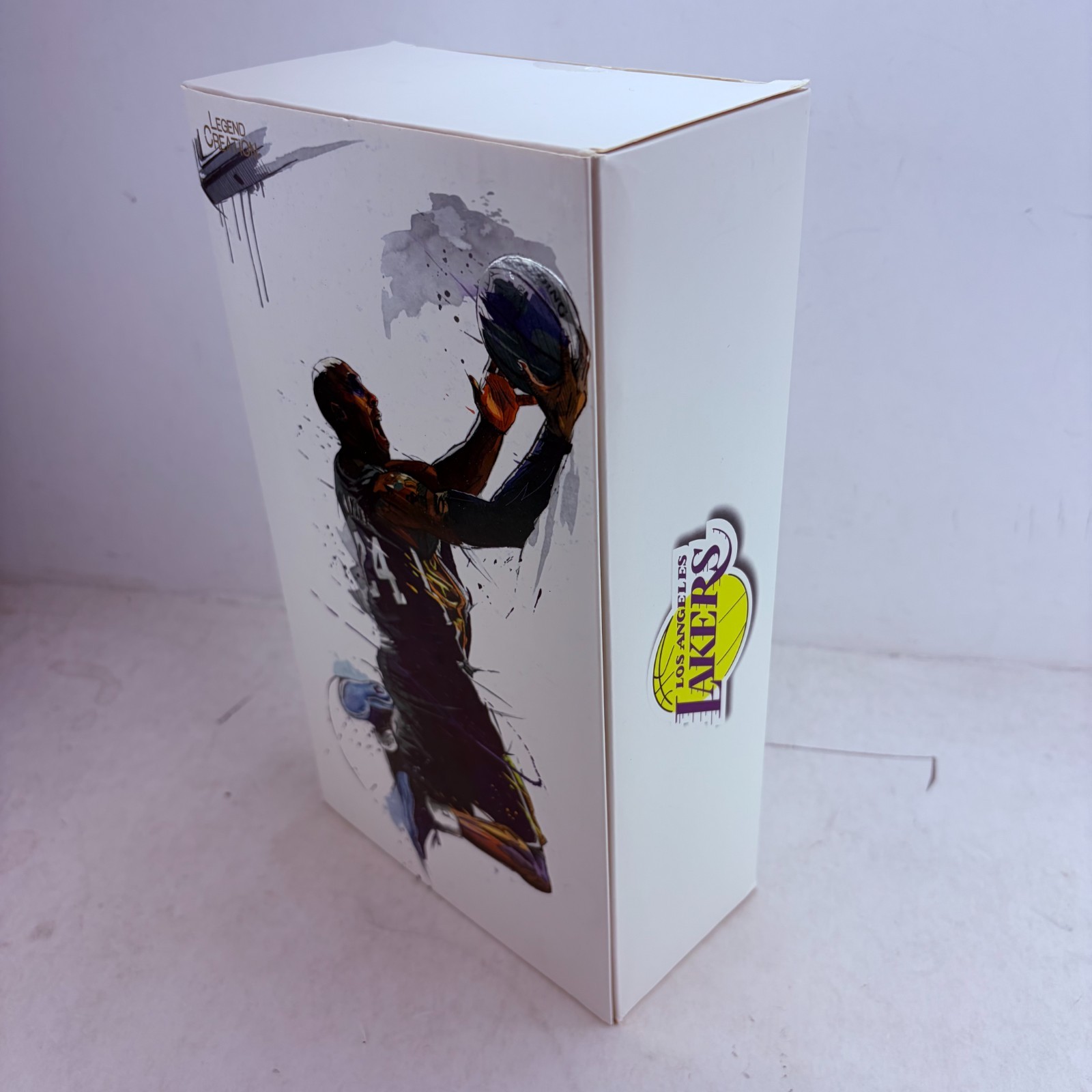LA Lakers Kobe Bryant #24 Legend Creation 1:9 Scale Action Figure Toy Gift