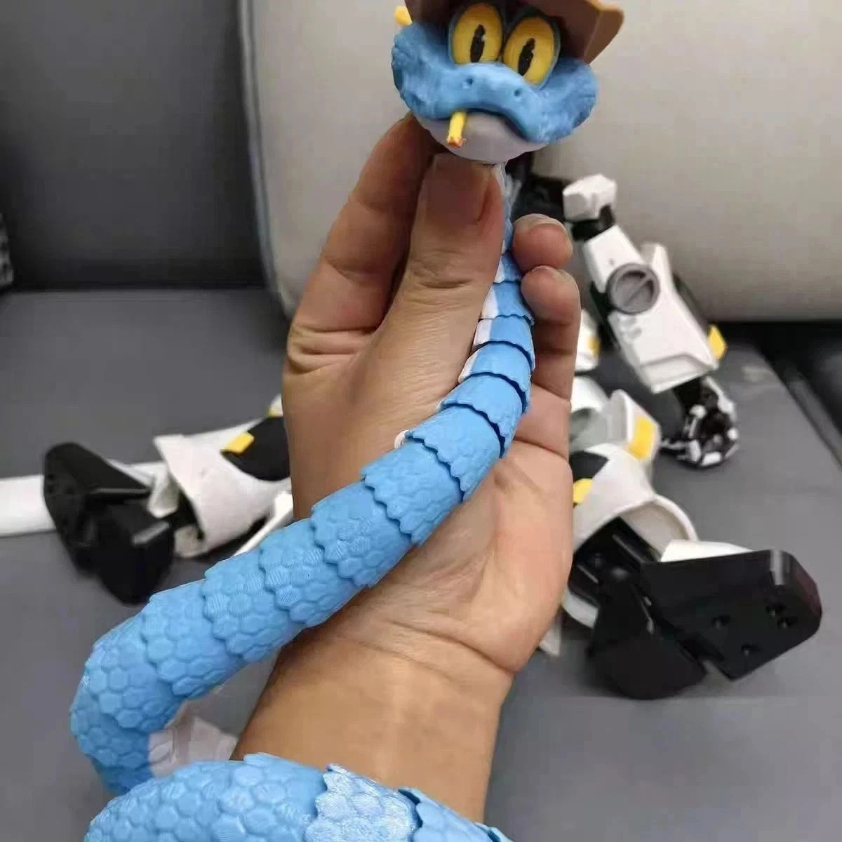 60cm Gary Snake: Disney Zootopia 2 Articulated Simulation Toy Snake, 3d Printed*
