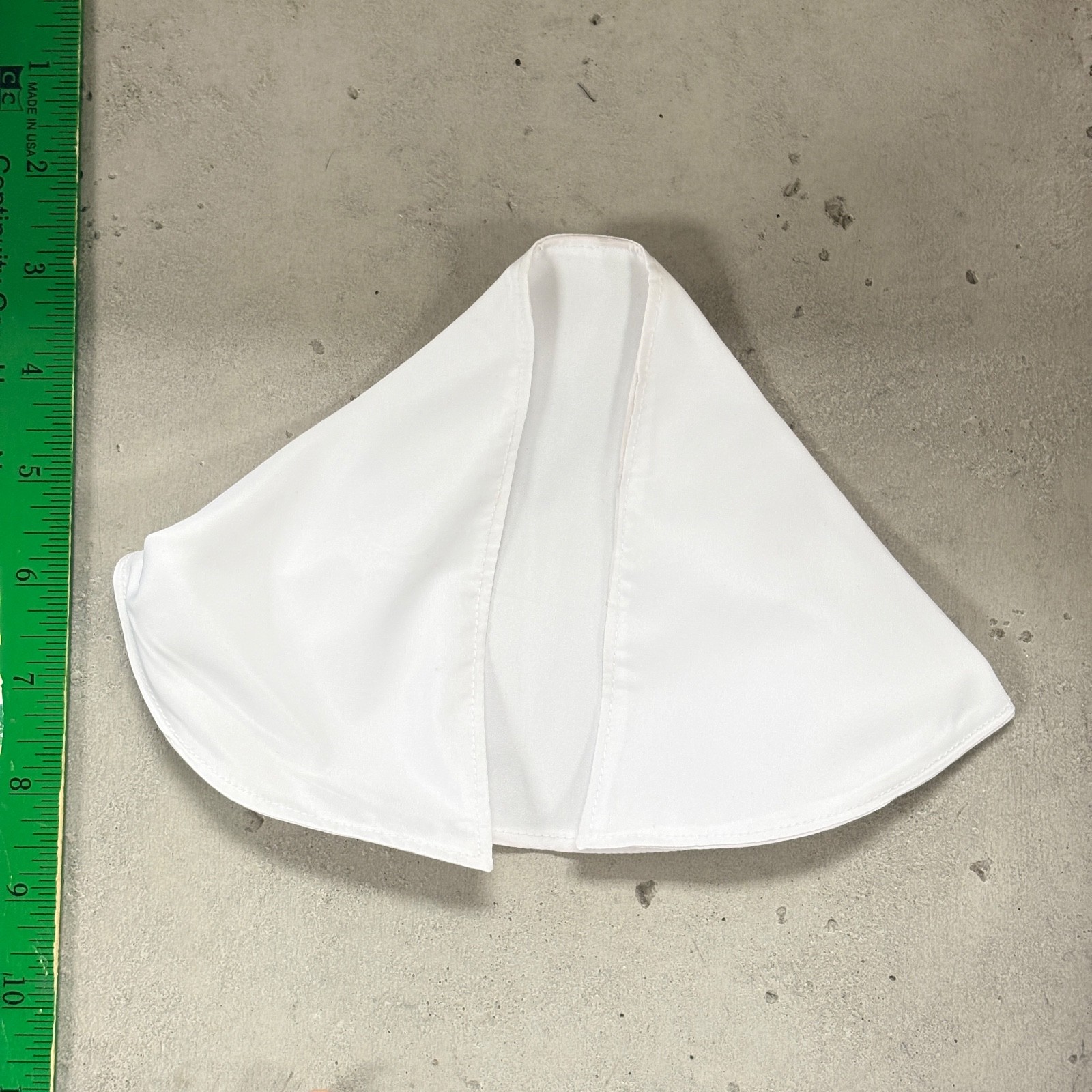 PB-C-WHT: 1/12 scale White wired cape for 6″ action figure
