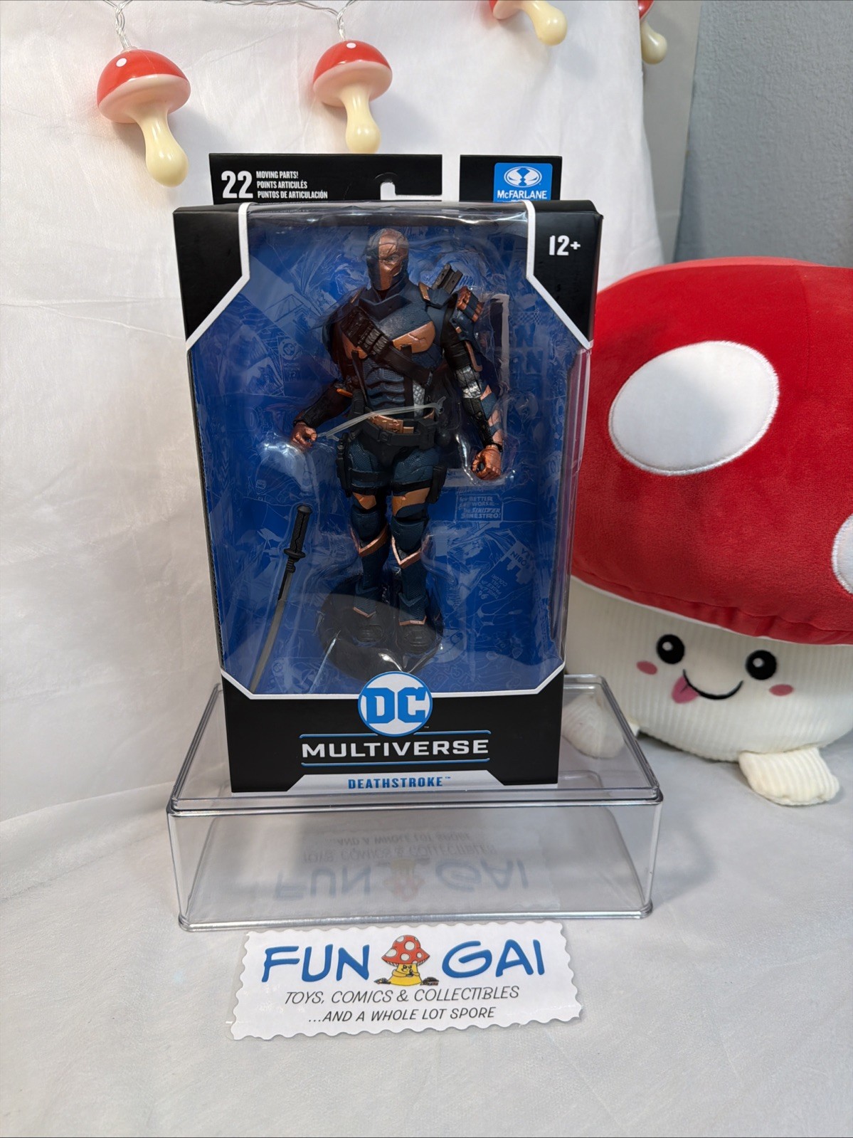LOT of 2 McFarlane DC Multiverse AO Deathstroke & BB Shriek Unmasked 2020-21