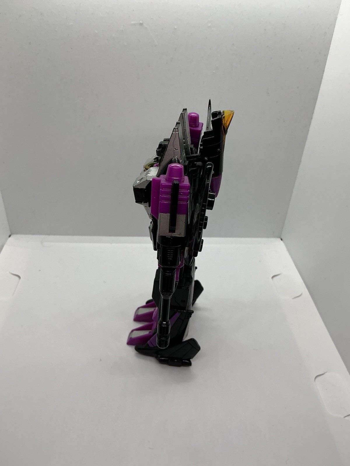 Transformers Classics Gift Set Battle For Autobot City Ultra Magnus Vs Skywarp