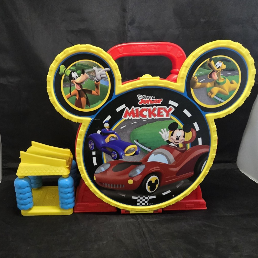 Mint EUC Disney Junior Mickey Stow ‘N Go Garage and 2 Vehicles