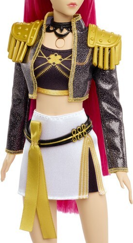 KPop Demon Hunters HUNTR/X: Mira “Golden» Singing Doll PRESALE (SHIPS 7/30/26)