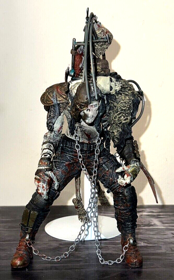 NECA.. 11 MONSTERS 30 Days of Night Vampire Aliens Frankenstein Etc NEVER OPENED
