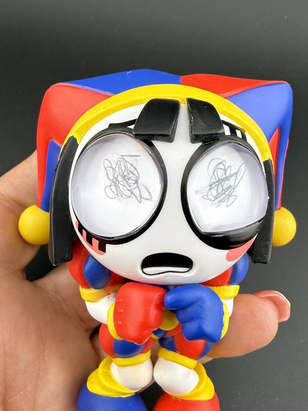The Amazing Digital Circus All Star Collection 3 In Mini Figure Toy Pomni eyes