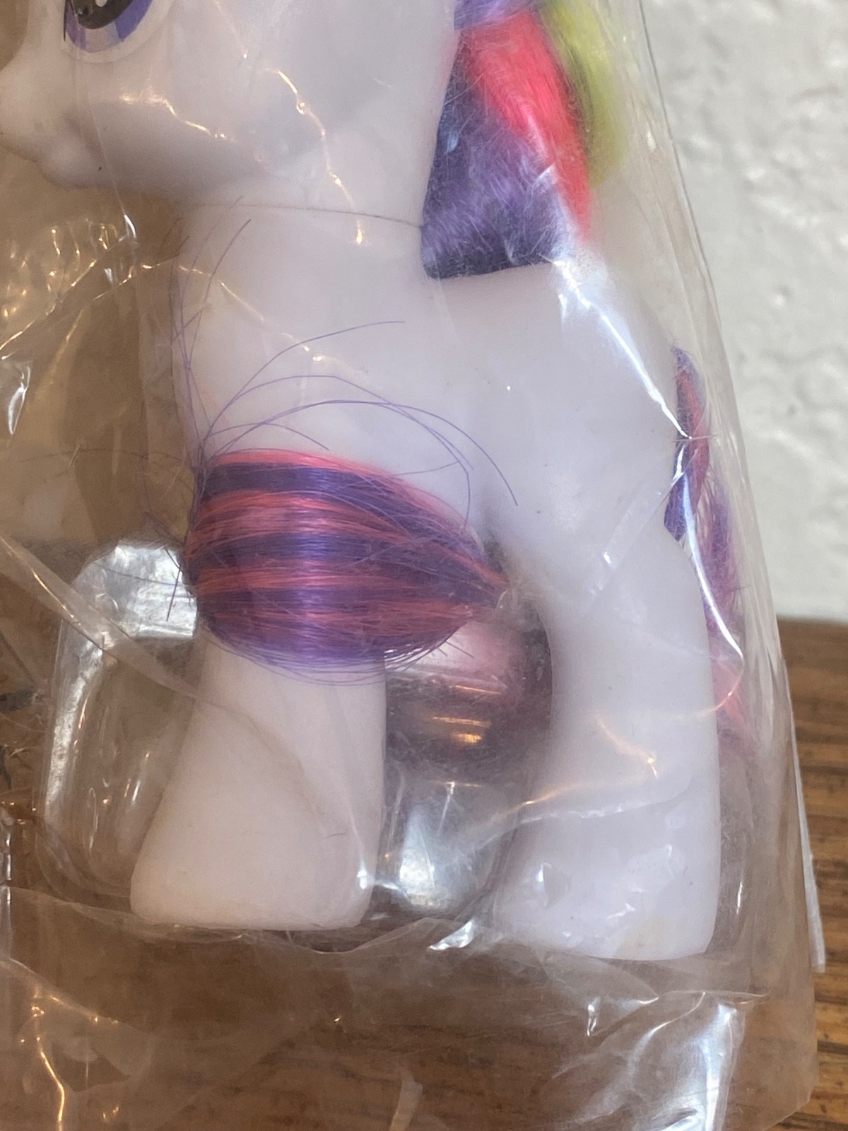 My Little Pony RARITY NEON RAINBOW POWER International, UK, China – 3″, G4, MIP